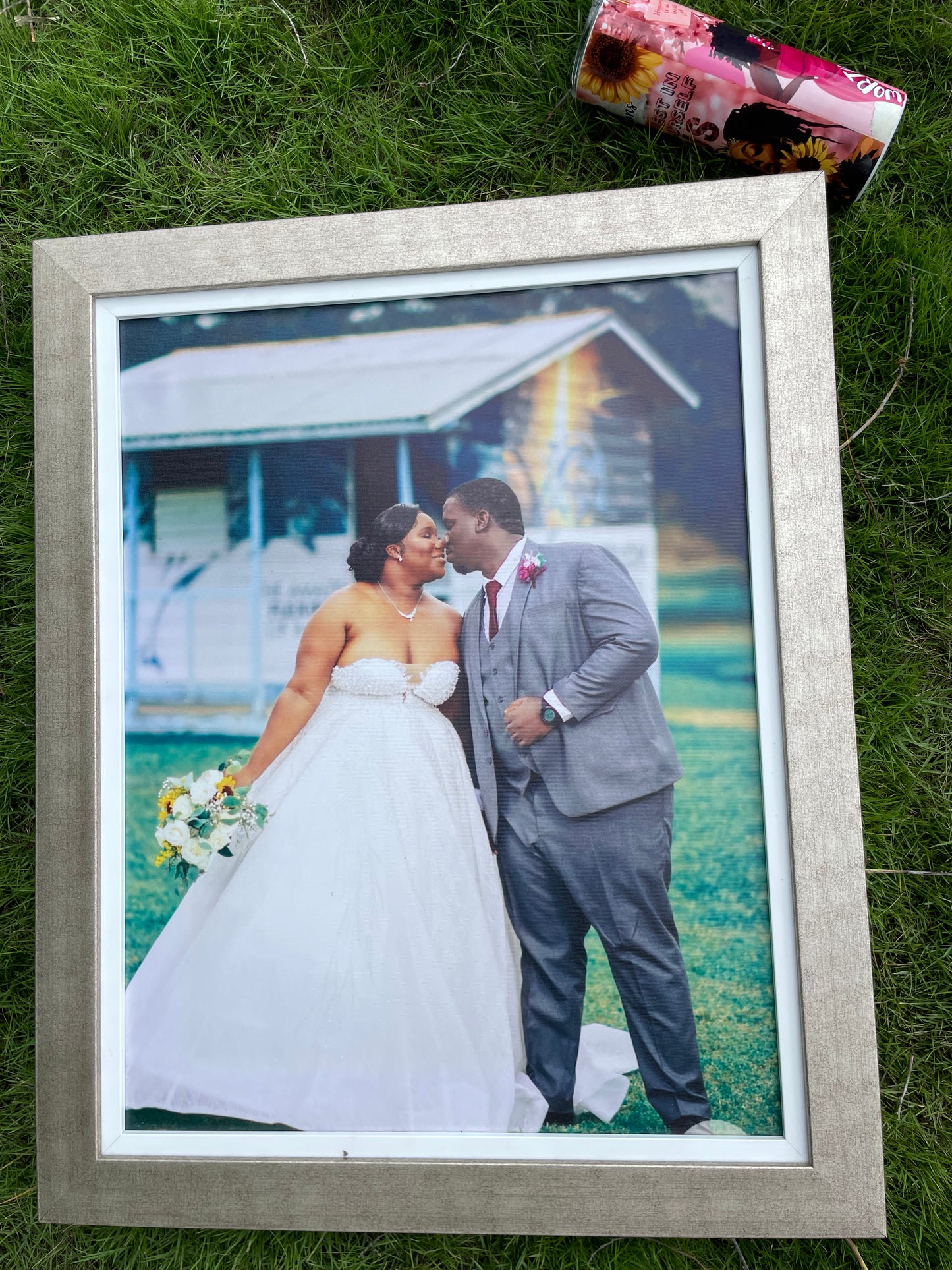 15 × 20 Framed Canvas: Our Pick - best for living rooms & feature walls